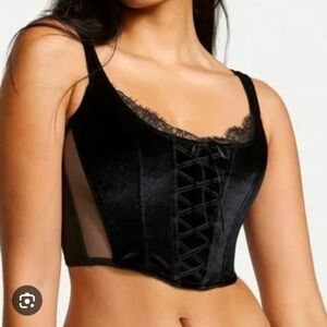 Victoria’s Secret Black Lace Velvet Bustier